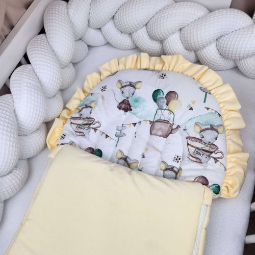 becik z falbanką filiżanki (1).jpg